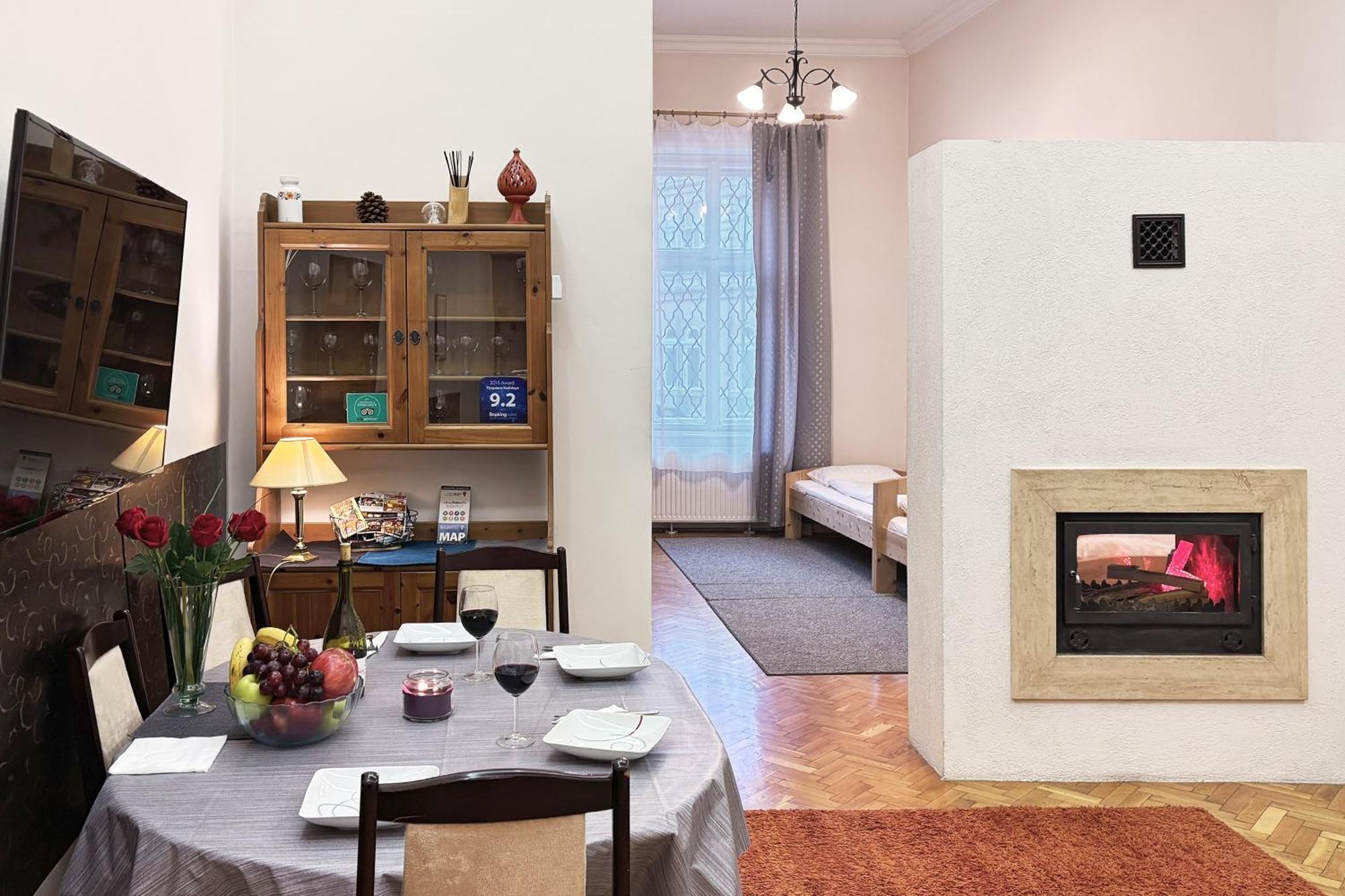 Fireplace Holidays Budapest Exterior photo
